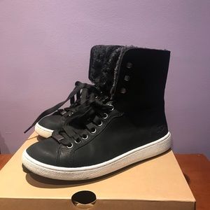{UGG} Lace Up Boots